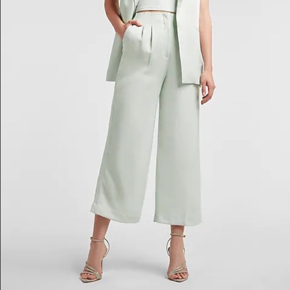 Express Super High Waisted Linen-Blend Cropped Wide Leg Mint Green Pant NWT